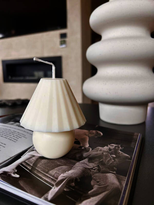 Lumanare decorativa Lamp alb